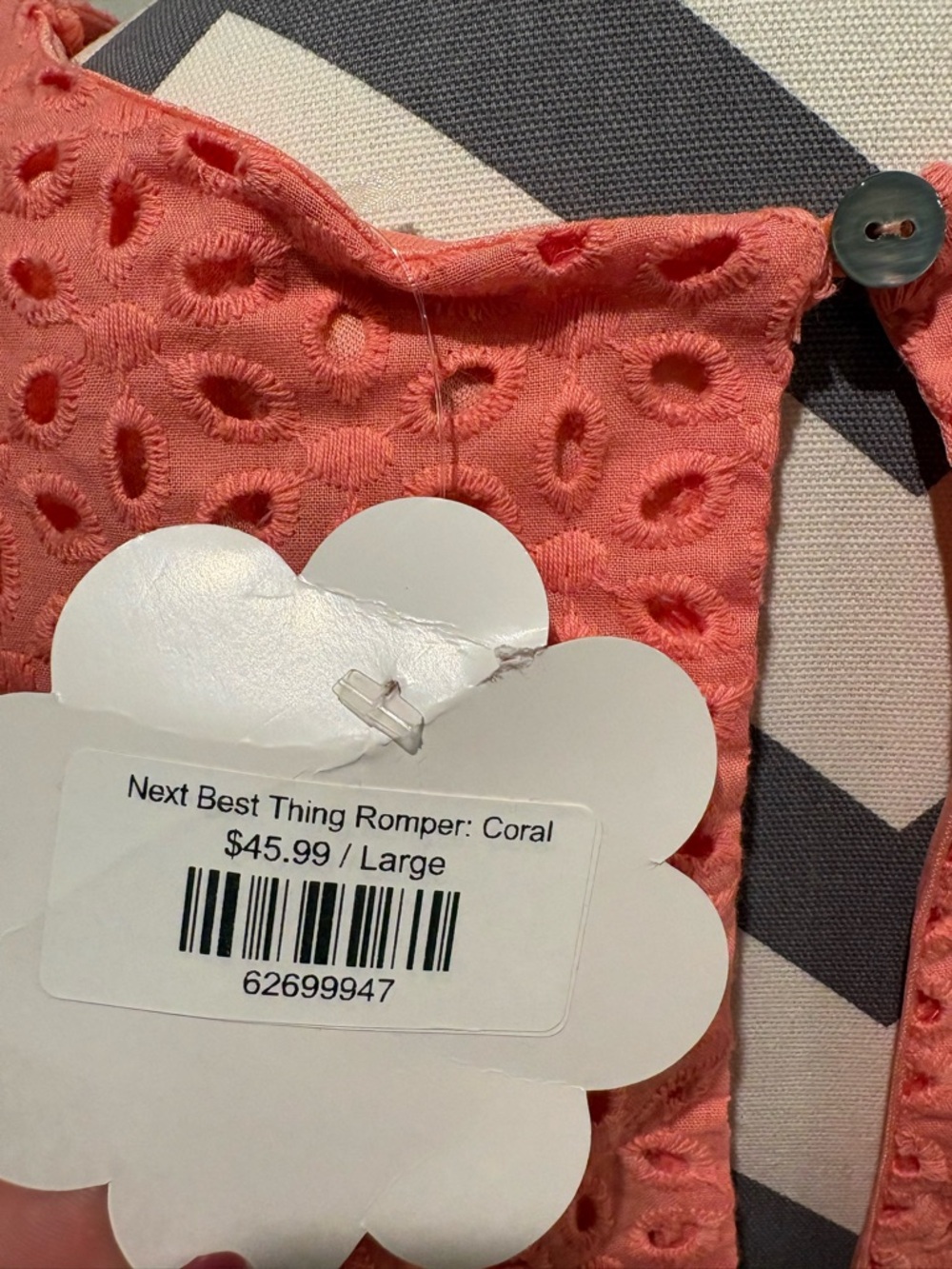 NWT Coral Eyelet Romper - Picture 4 of 6
